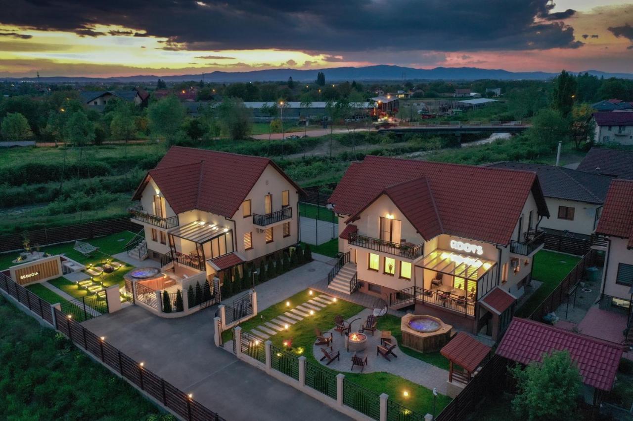 Roots Villa Redwood Брашов Экстерьер фото