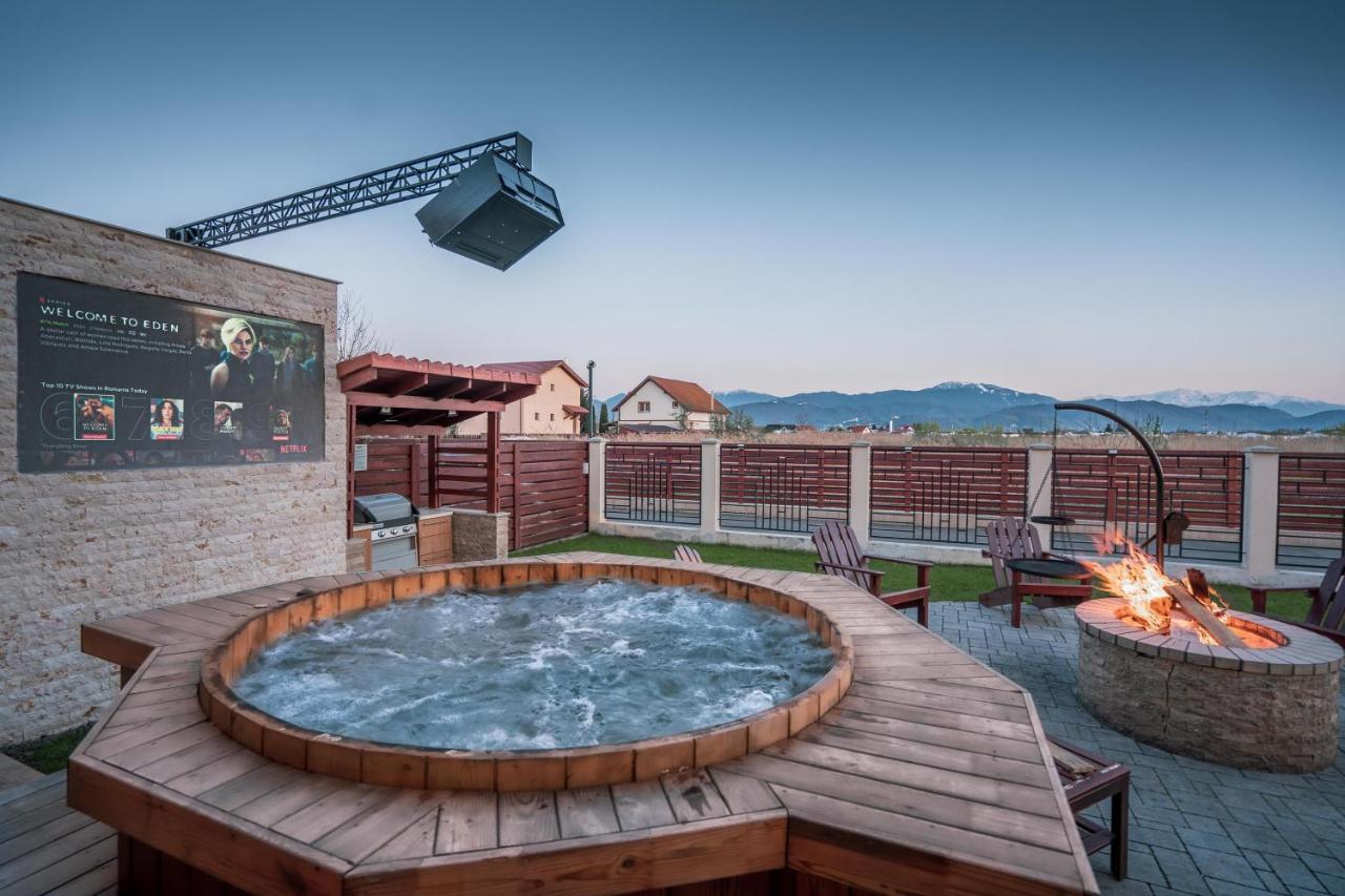 Roots Villa Redwood Брашов Экстерьер фото